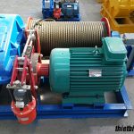 Những lưu ý khi mua máy tời kéo mặt đất tải cao